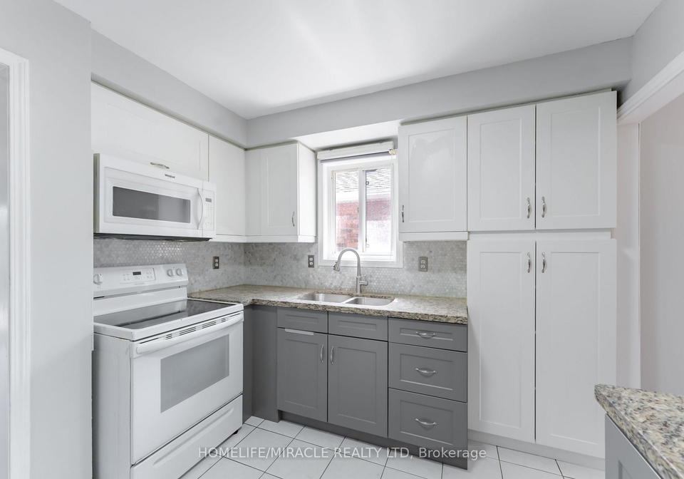 41-milkweed-crescent-brampton-ontario-w13564076