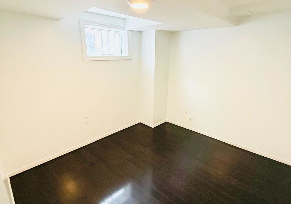 11-rambler-place-toronto-york-ontario-w13564124