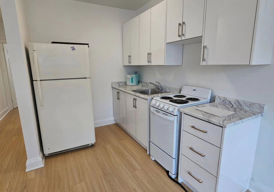 1304a-king-street-w-toronto-toronto-ontario-w13564140