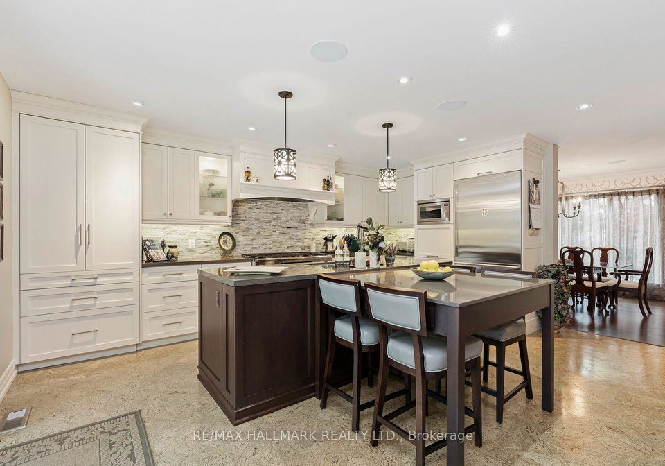 25-queensborough-crescent-toronto-etobicoke-ontario-w13564258
