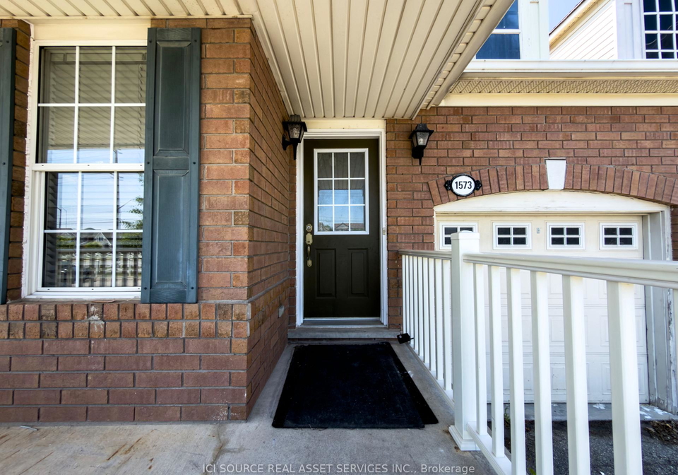 1573-evans-terrace-milton-ontario-w13564404