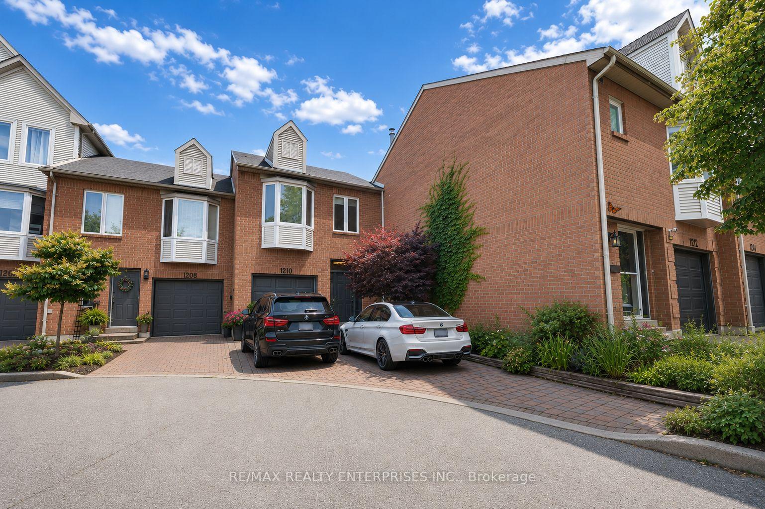 1210-upper-village-drive-mississauga-ontario-w13564766