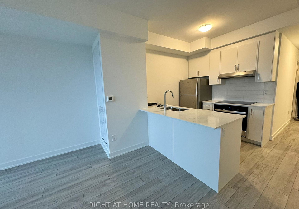 1035-southdown-road-mississauga-ontario-w13564824