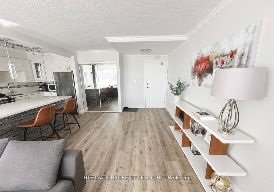 2263-marine-drive-oakville-ontario-w13565634