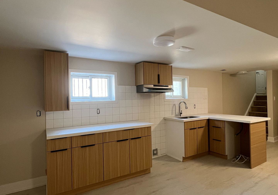 6947-chigwel-court-mississauga-ontario-w13565688