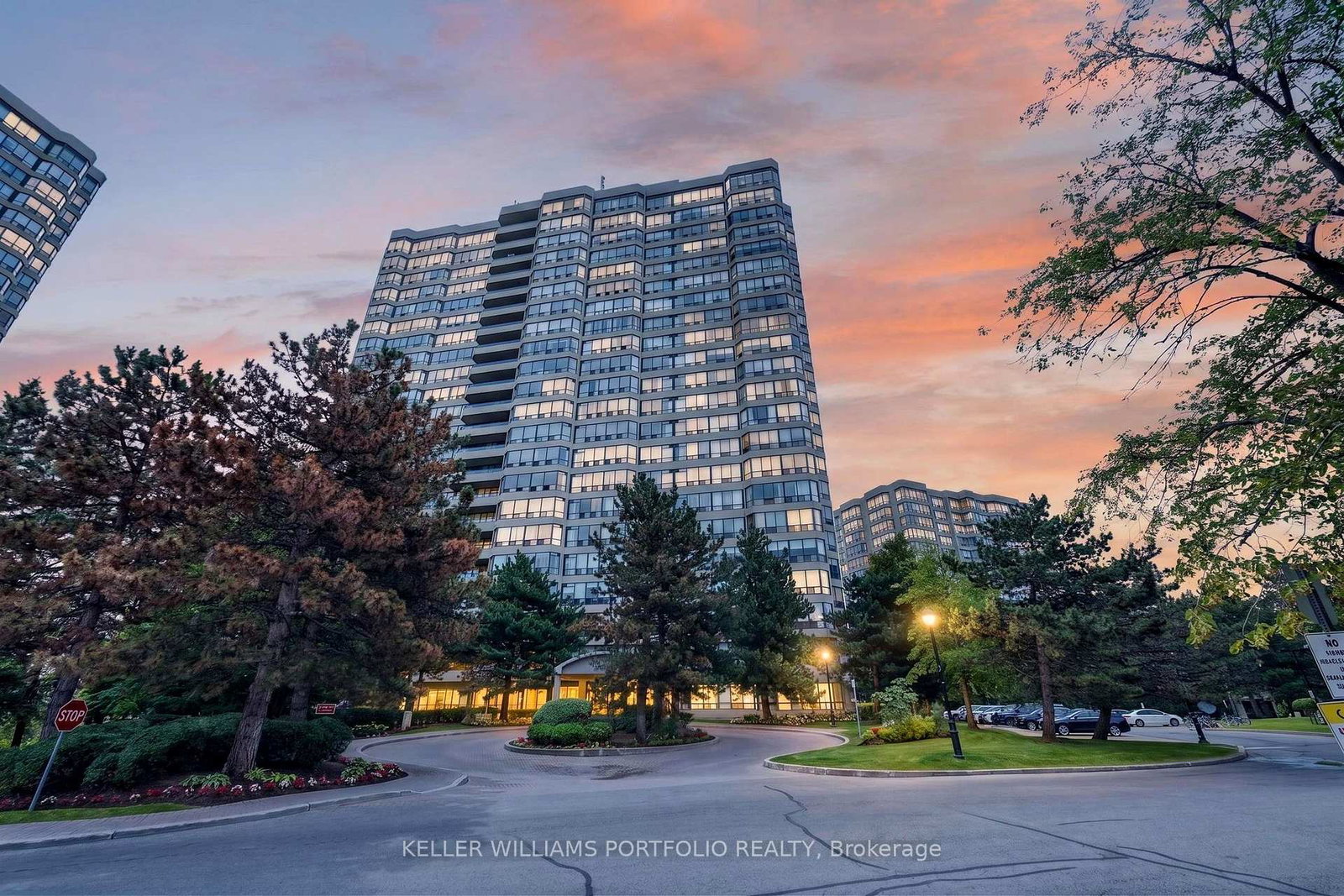 24-hanover-road-brampton-ontario-w13565836
