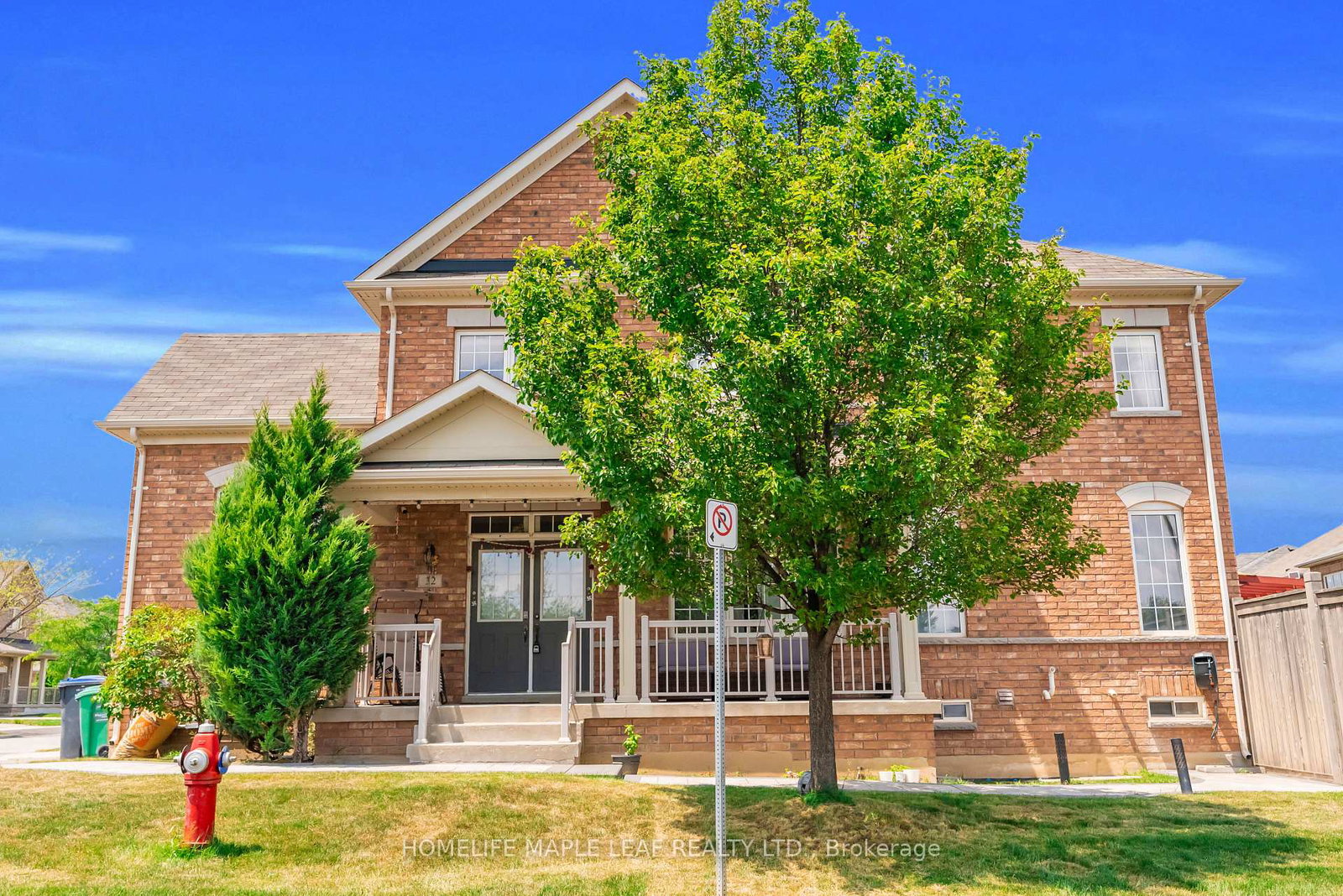 32-orangeblossom-trail-brampton-ontario-w13565876