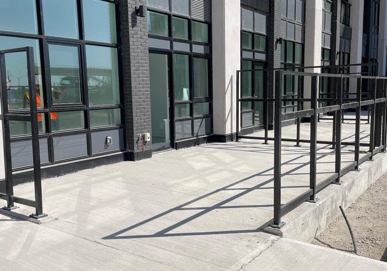 405-dundas-street-w-oakville-ontario-w13565904
