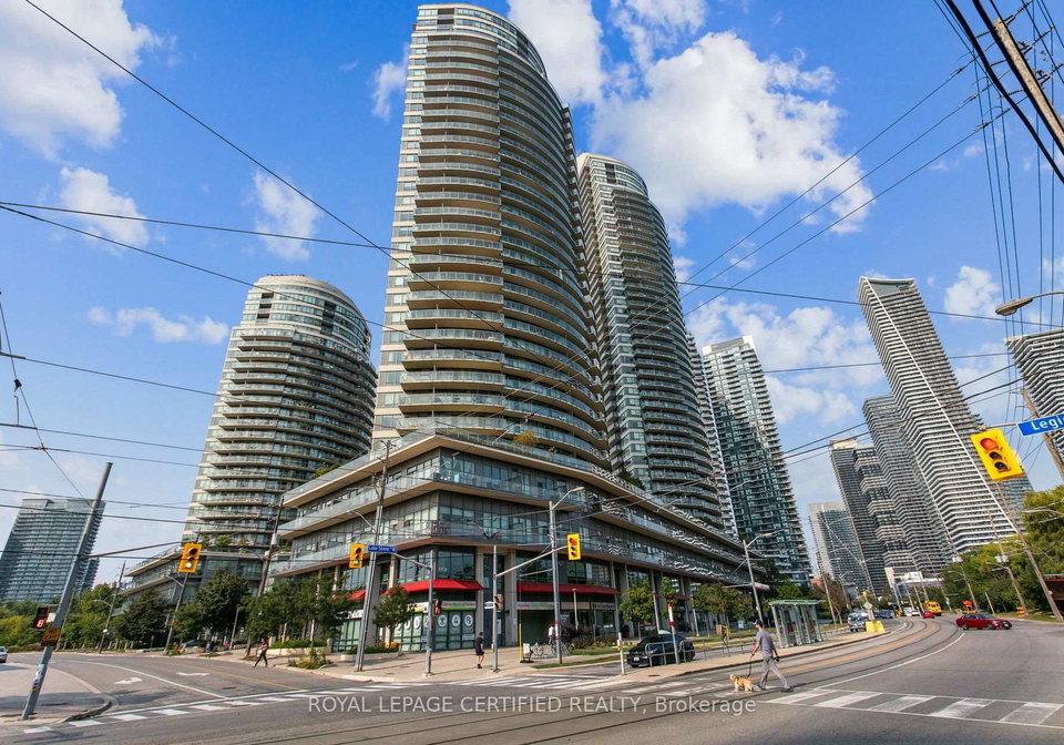 2240-lakeshore-boulevard-w-toronto-etobicoke-ontario-w13565938
