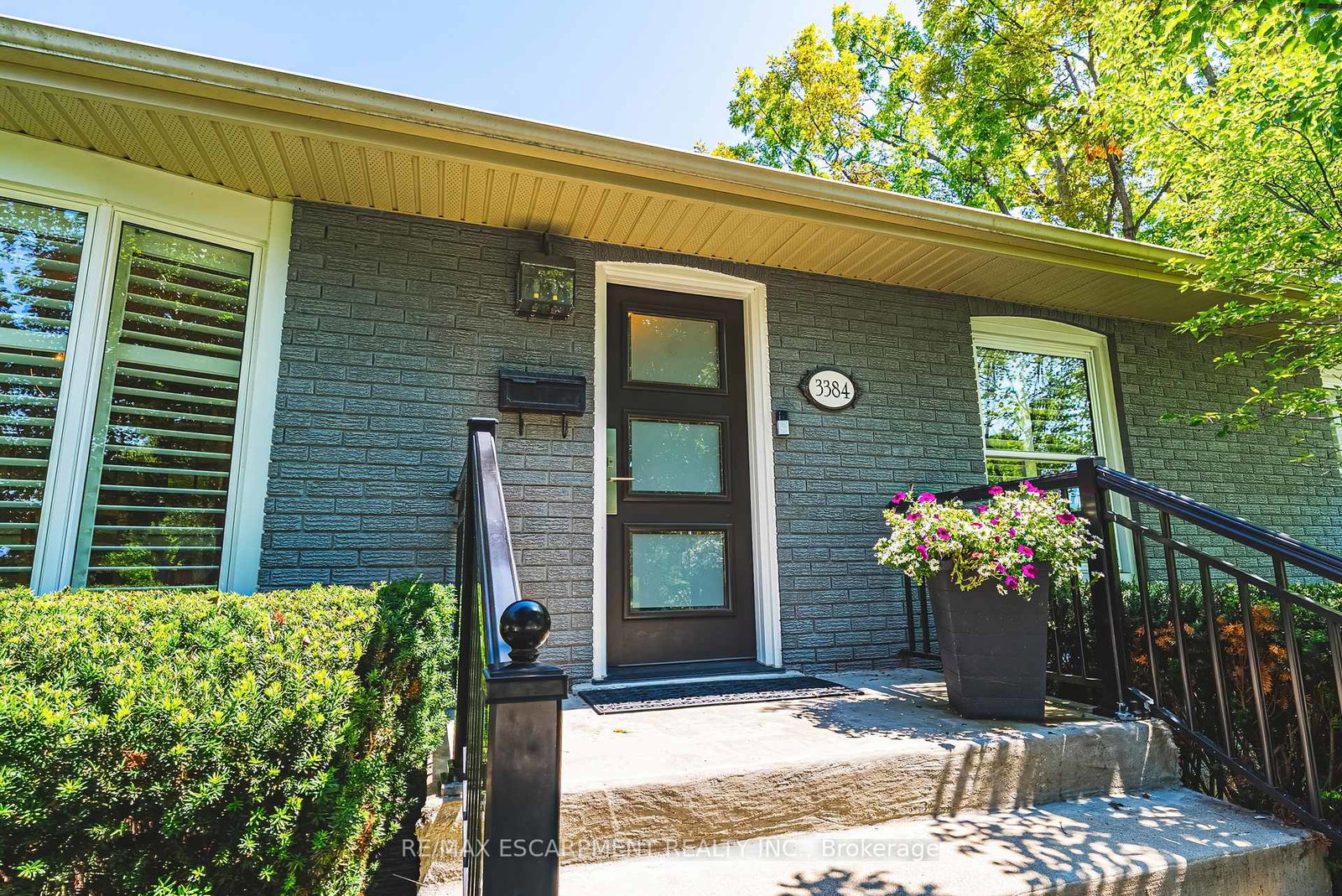 3384-manfred-drive-burlington-ontario-w13565990