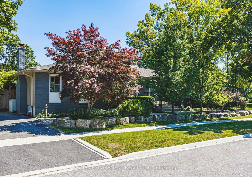 3384-manfred-drive-burlington-ontario-w13565990