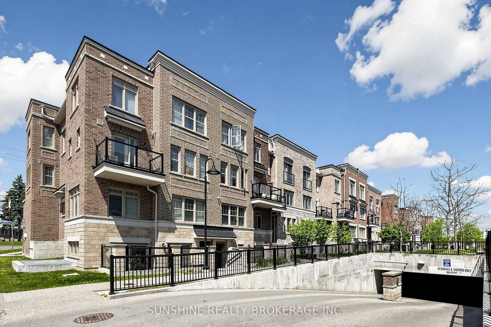 2335-sheppard-avenue-w-toronto-york-ontario-w13566004
