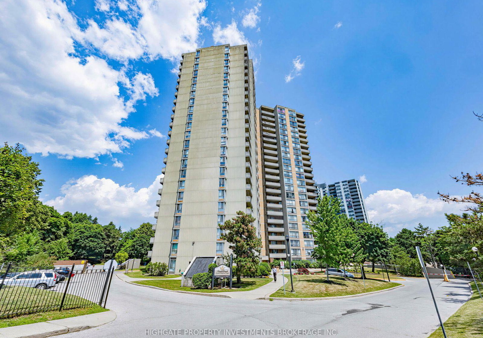 10-martha-eaton-way-toronto-north-york-ontario-w13566030