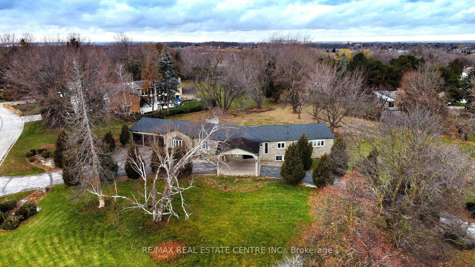 20-crescent-hill-drive-n-brampton-ontario-w13566244