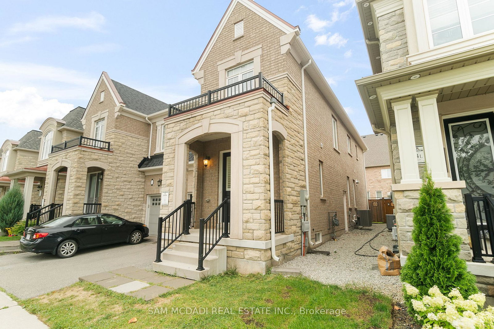 573-settlers-road-w-oakville-ontario-w13566326