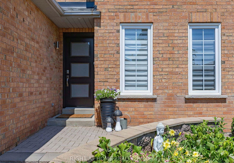 4236-credit-pointe-drive-mississauga-ontario-w13566370