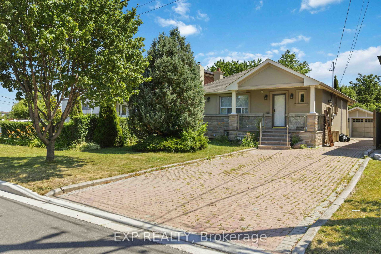133-cornelius-parkway-toronto-north-york-ontario-w13566562