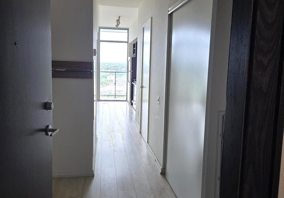 105-the-queensway-toronto-toronto-ontario-w13566598