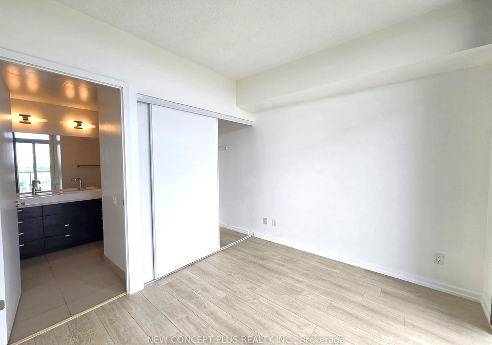 105-the-queensway-toronto-toronto-ontario-w13566598
