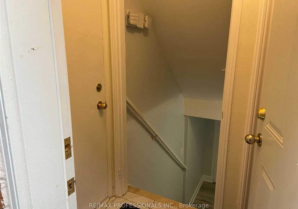 5349-lismic-boulevard-mississauga-ontario-w13566636