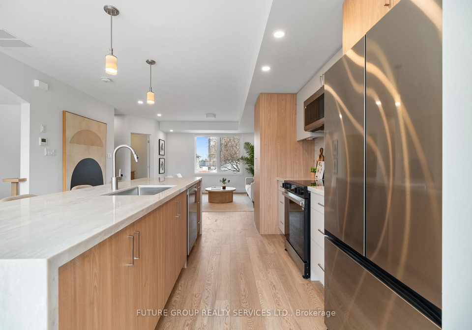 34-poplar-avenue-toronto-etobicoke-ontario-w13566650