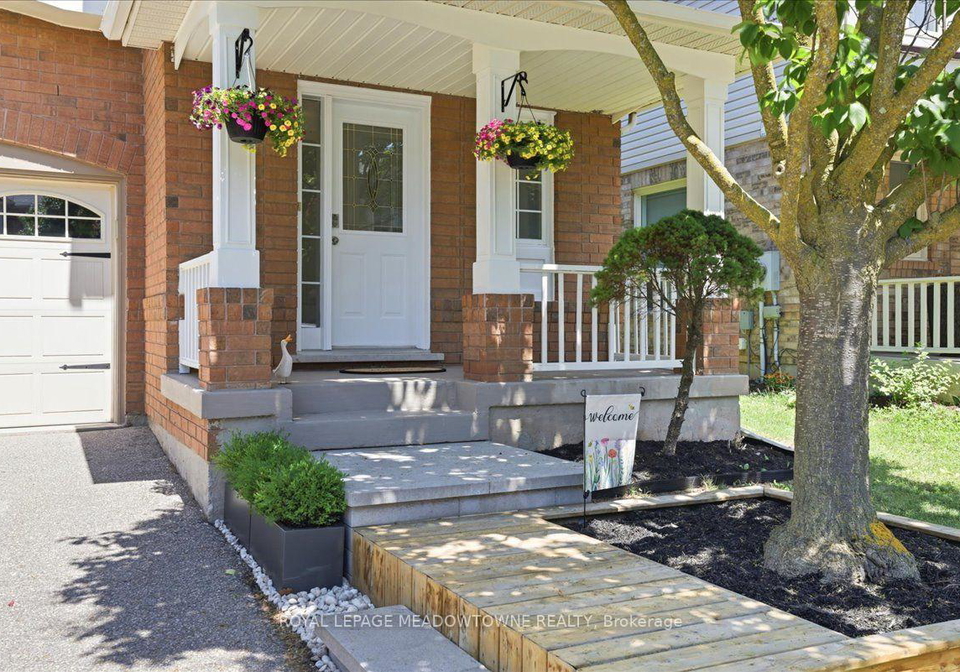 2068-broadleaf-crescent-burlington-ontario-w13566660