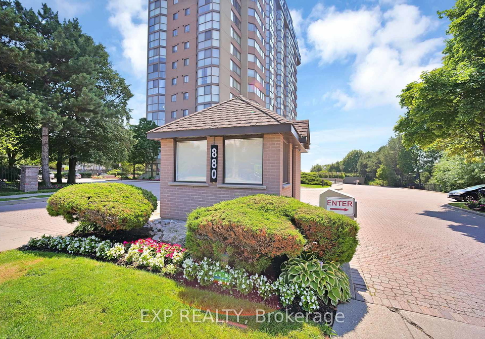 880-dundas-street-w-mississauga-ontario-w13566848
