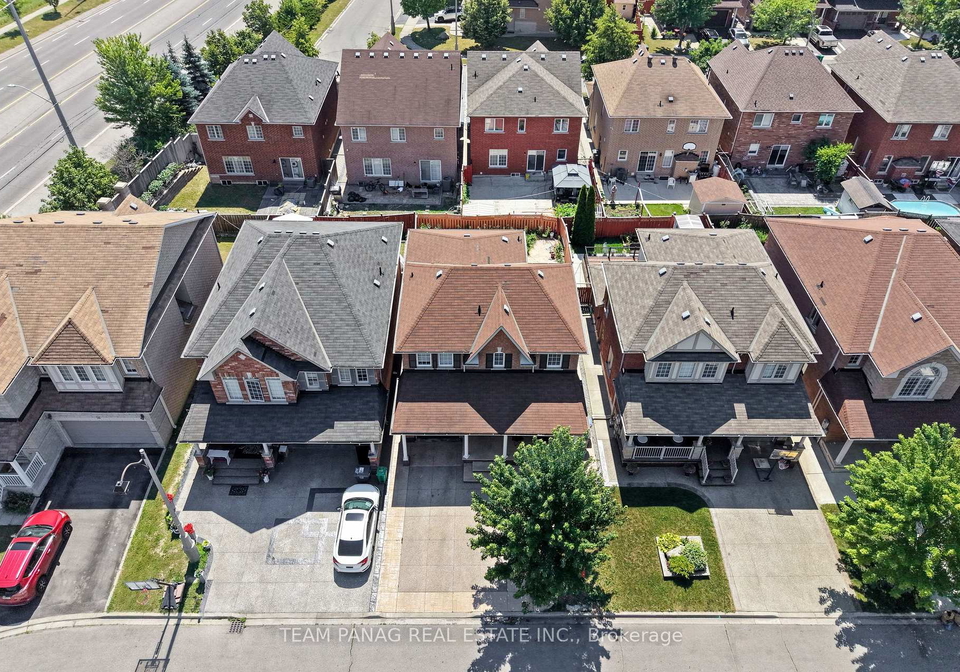 22-beresford-crescent-brampton-ontario-w13566882