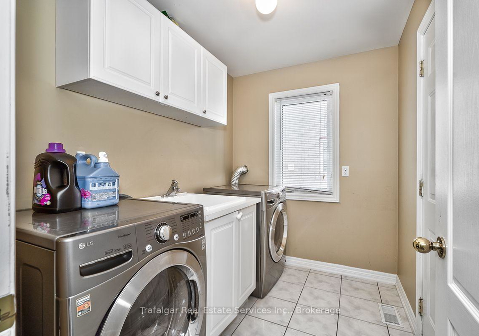 2355-hilda-drive-oakville-ontario-w13567030