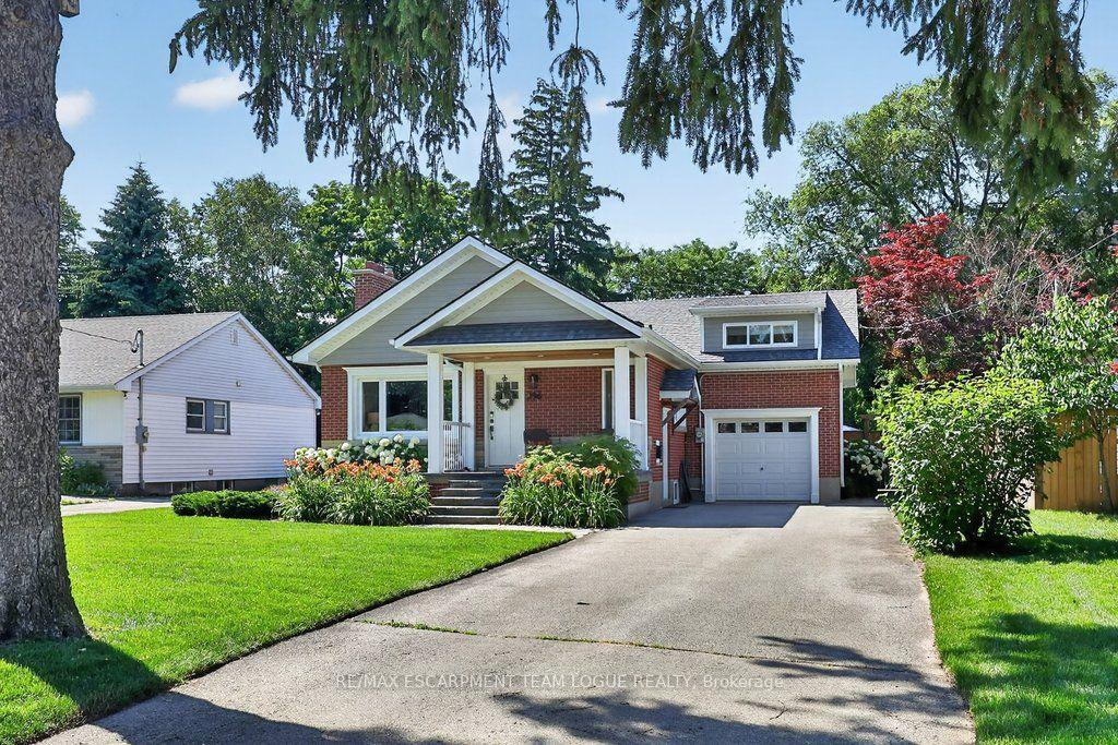 396-pepper-drive-burlington-ontario-w13567166
