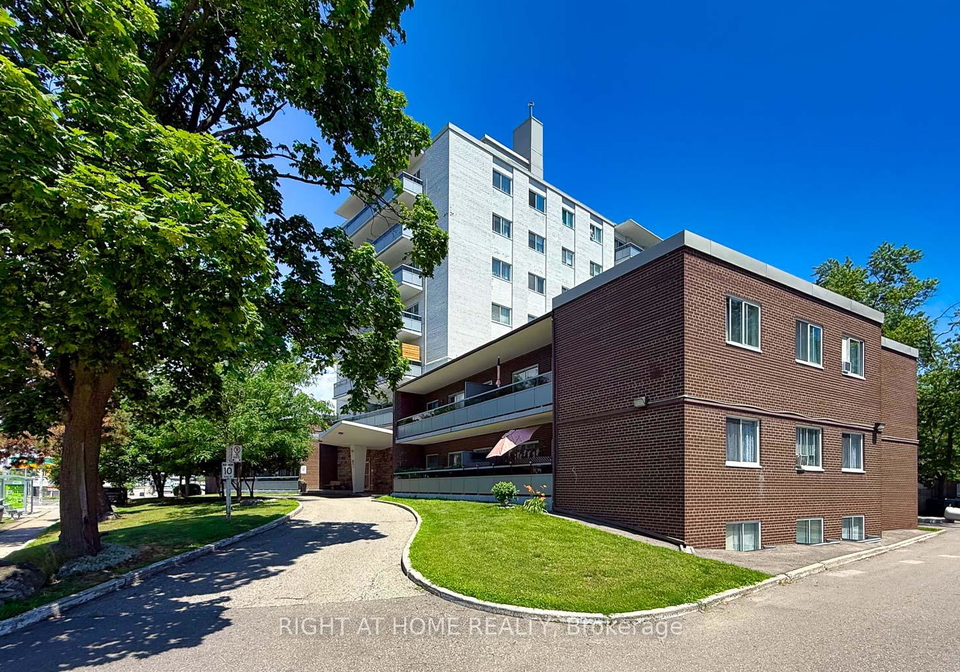 785-browns-line-toronto-etobicoke-ontario-w13567192