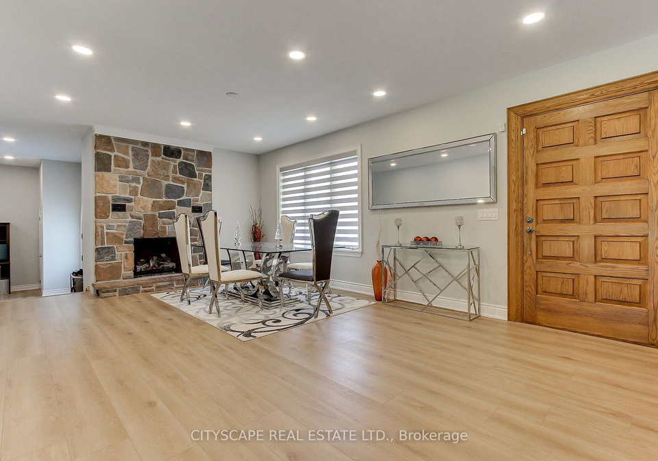 1543-indian-grove-mississauga-ontario-w13567456