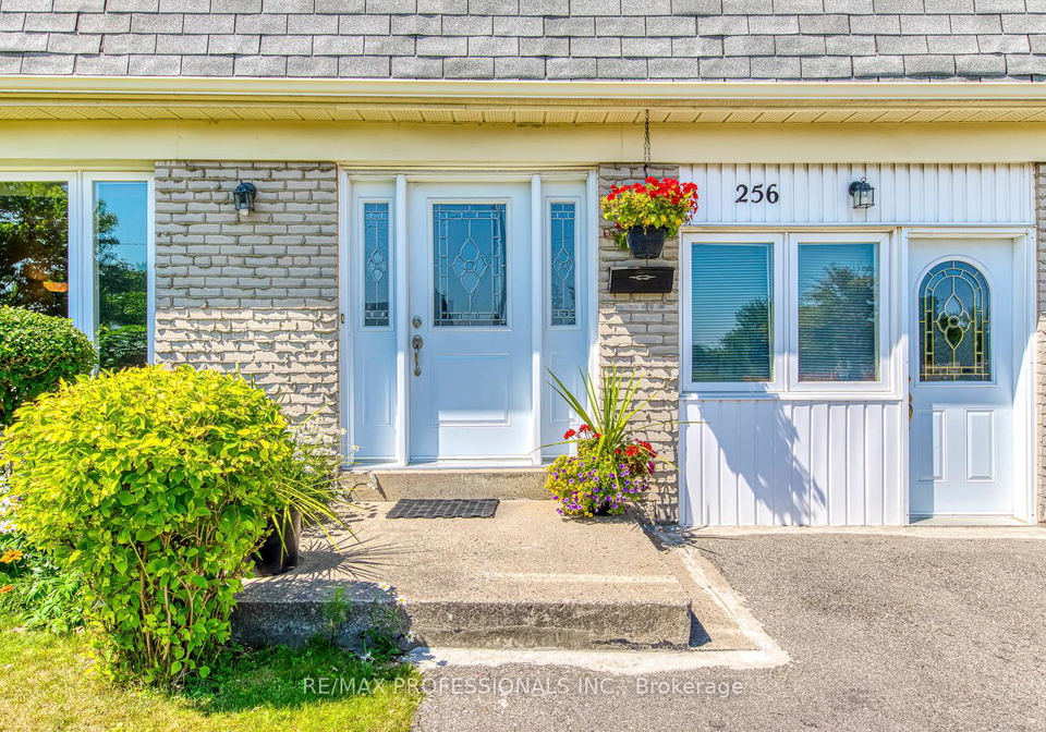 256-wellesworth-drive-toronto-etobicoke-ontario-w13567618