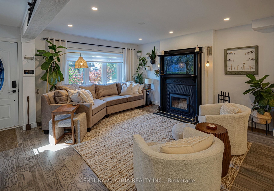 36-miles-road-toronto-etobicoke-ontario-w13567694