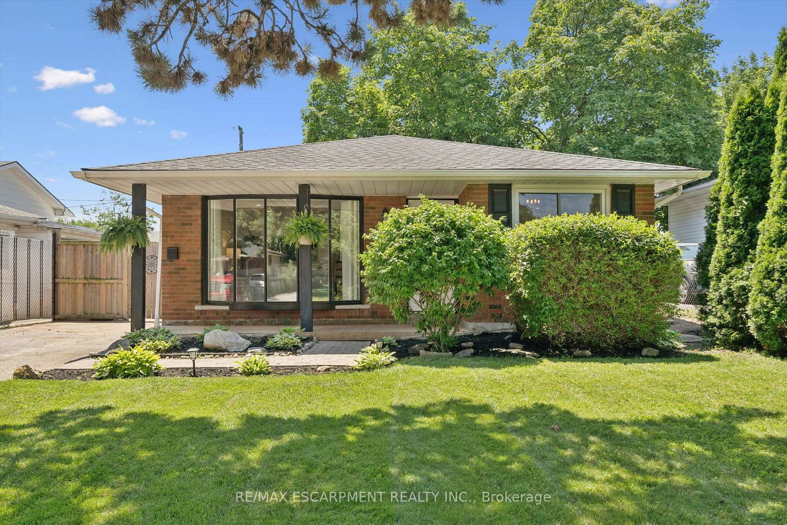 1298-rosemary-crescent-burlington-ontario-w13567710