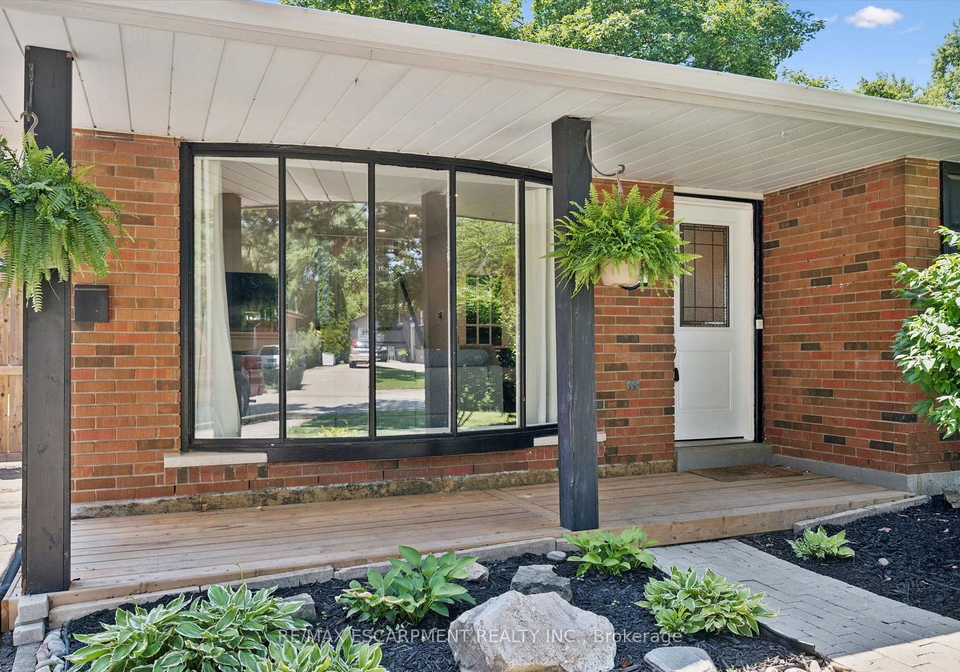 1298-rosemary-crescent-burlington-ontario-w13567710