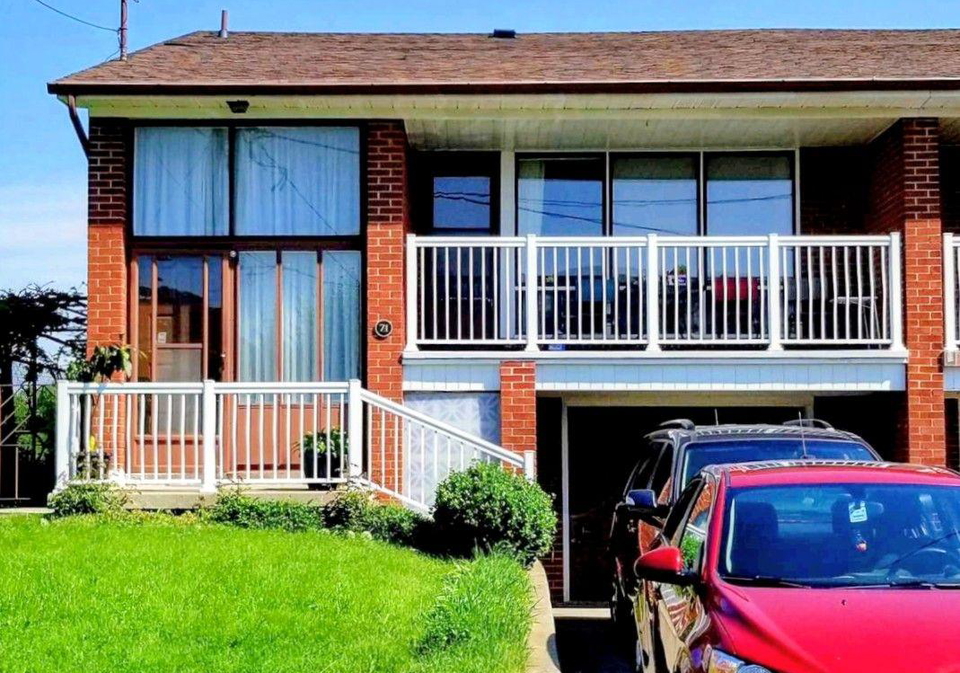 71-sorlyn-avenue-toronto-north-york-ontario-w13567866
