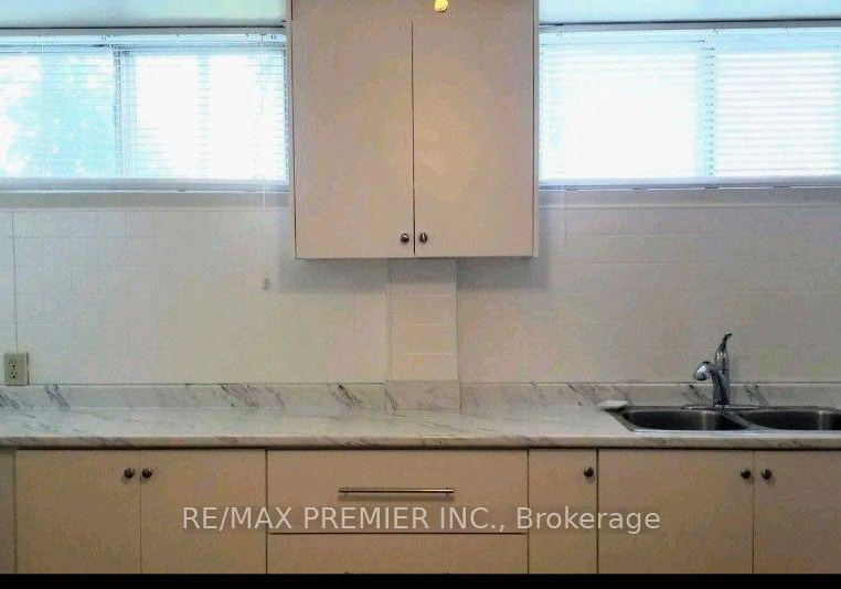 71-sorlyn-avenue-toronto-north-york-ontario-w13567866