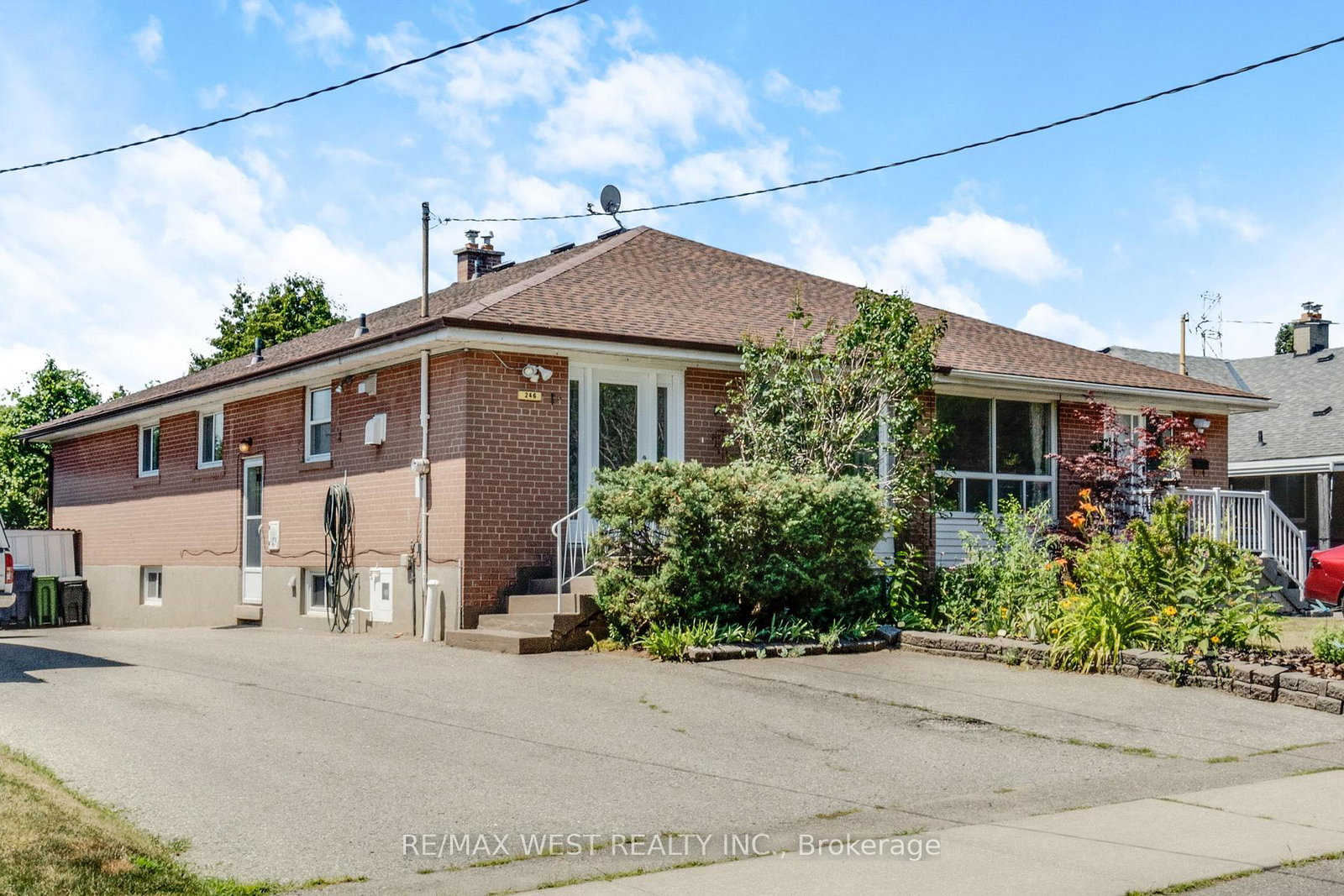 246-verobeach-boulevard-toronto-york-ontario-w13568106