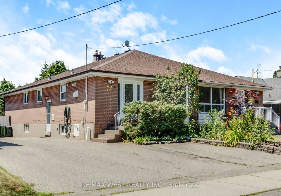 246-verobeach-boulevard-toronto-york-ontario-w13568106