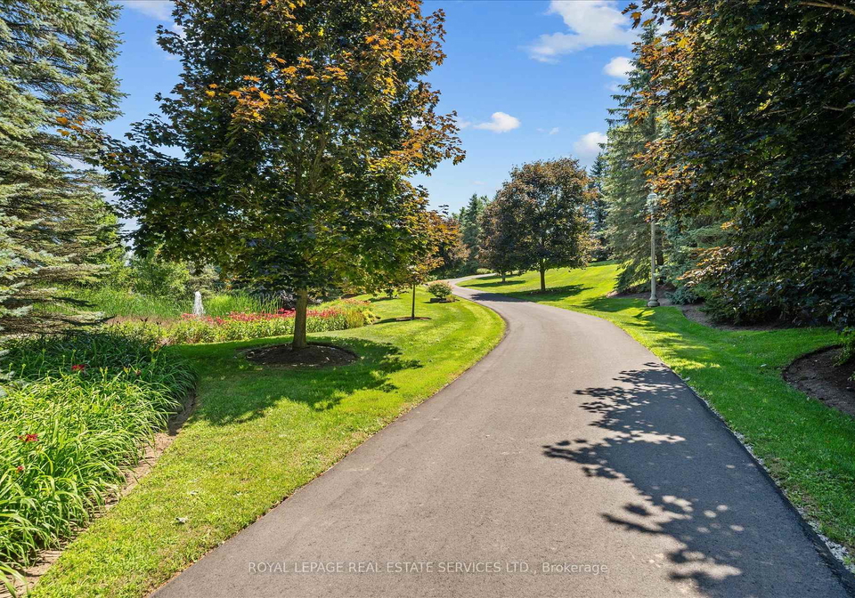 10090-pineview-trail-milton-ontario-w13568144