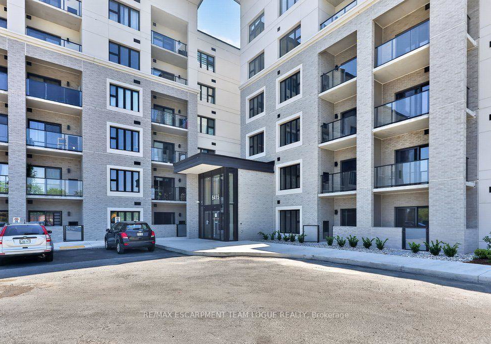 6415-regional-road-25-milton-ontario-w13568250