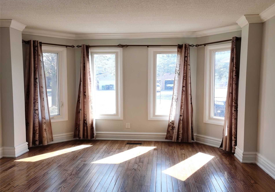 367-huntington-ridge-drive-mississauga-ontario-w13568294