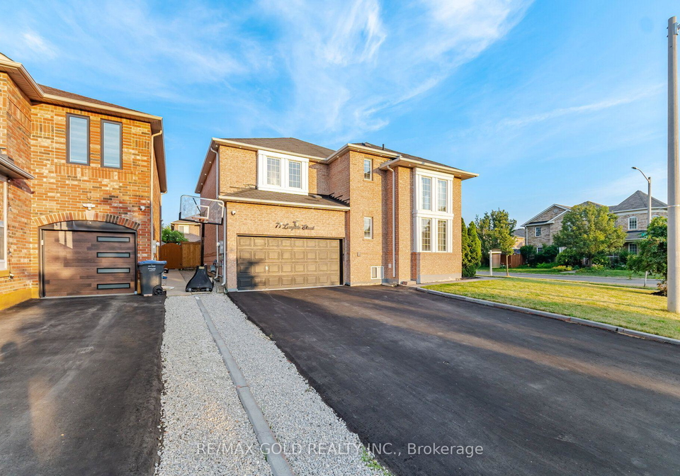 71-leagate-street-brampton-ontario-w13568320