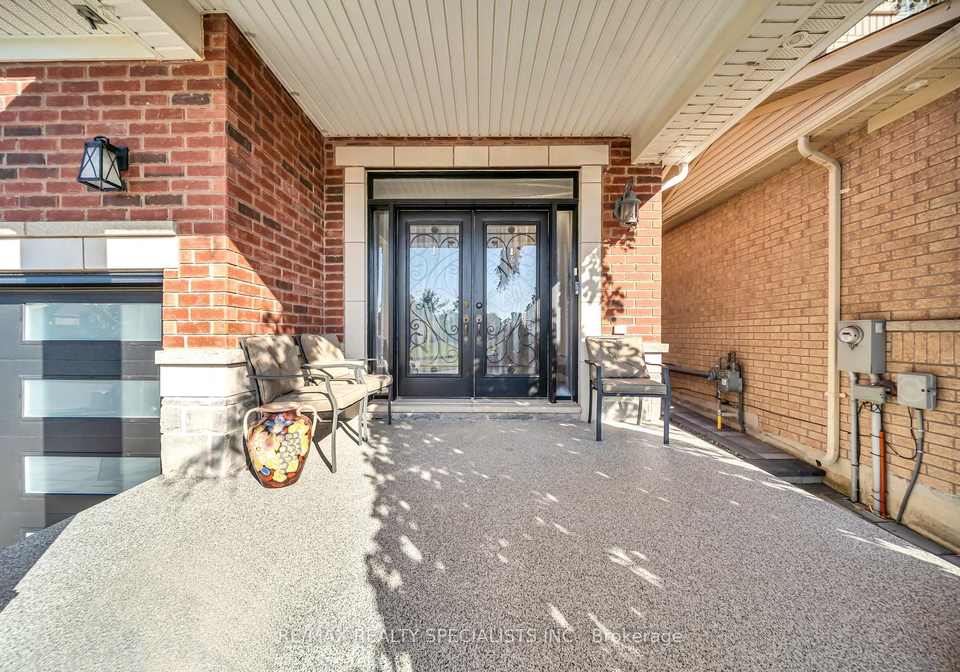 1328-rolph-terrace-milton-ontario-w13568324