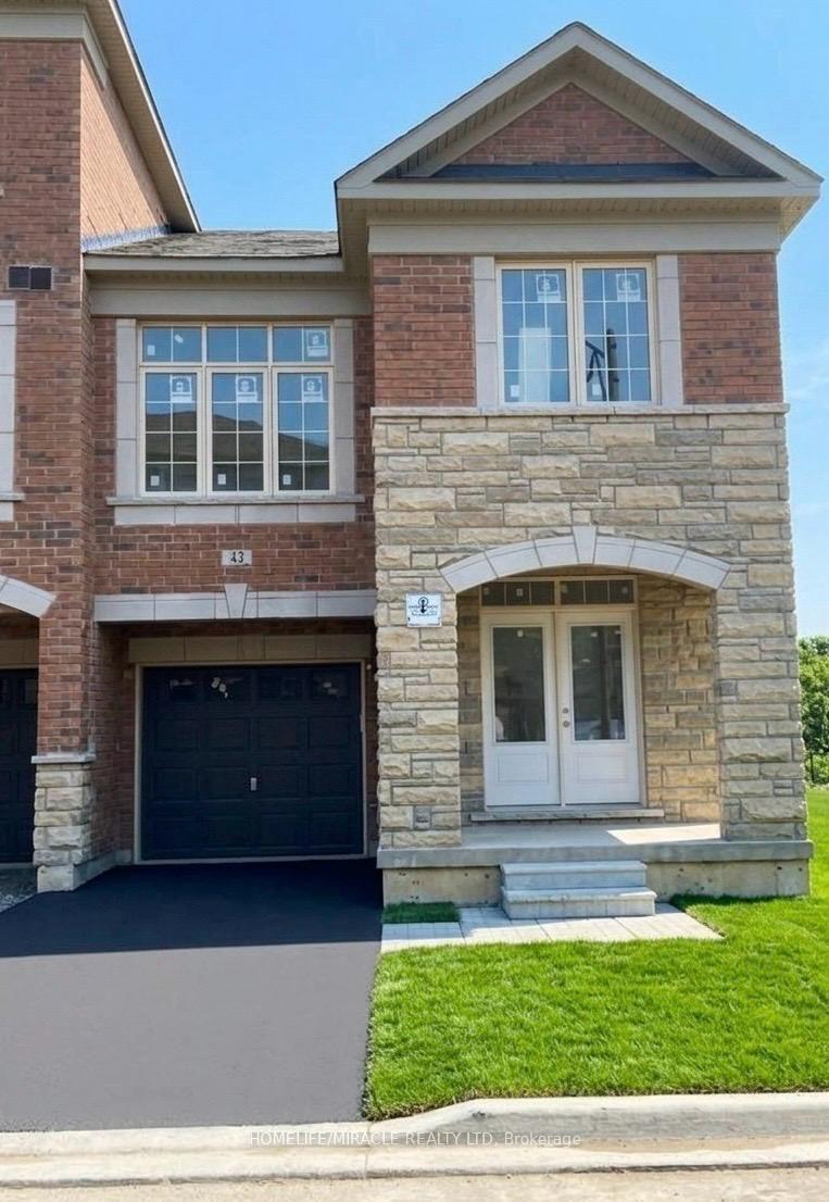 82-aspen-hills-road-brampton-ontario-w13568464