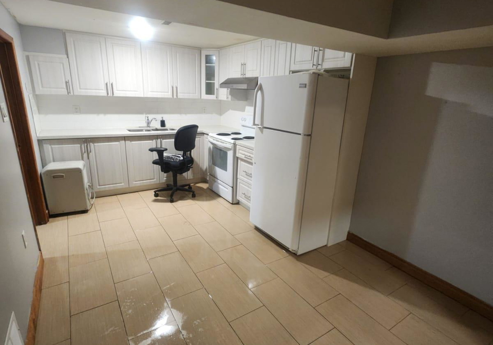 2631-roblo-road-mississauga-ontario-w13568696