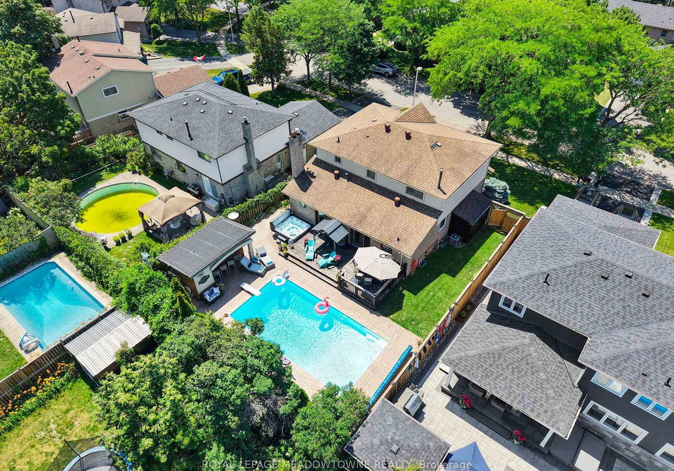 608-moorelands-crescent-milton-ontario-w13568746
