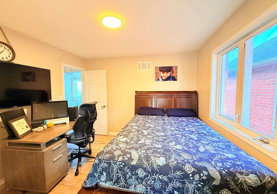 15-apple-valley-way-brampton-ontario-w13568938