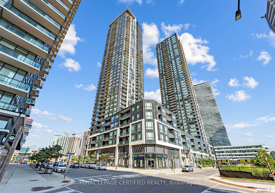510-curran-place-mississauga-ontario-w13569000